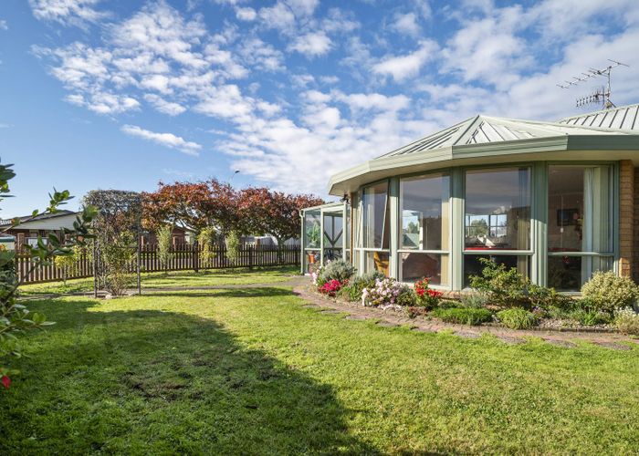  at 2 Ashmore Place, Fairy Springs, Rotorua, Bay Of Plenty