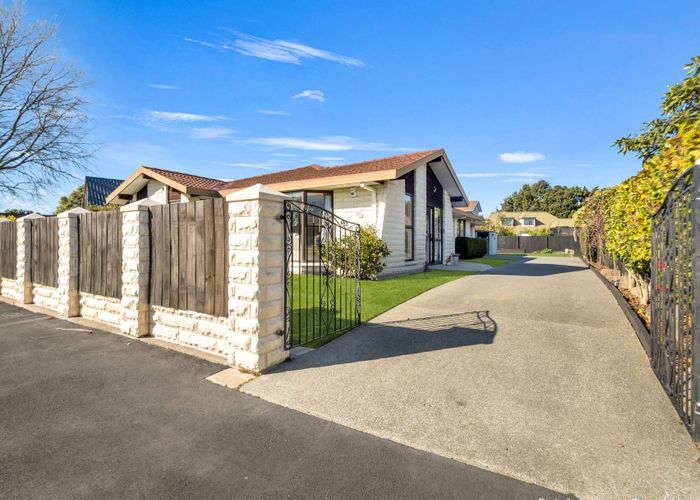 at 20 Lancewood Drive, Halswell, Christchurch City, Canterbury