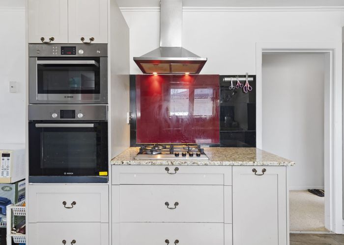  at 123 Stoddard Road, Wesley, Auckland