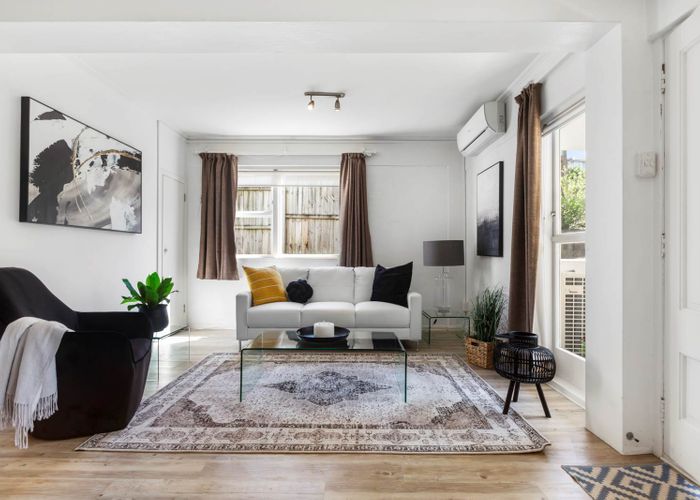  at 4/111 Patteson Avenue, Mission Bay, Auckland