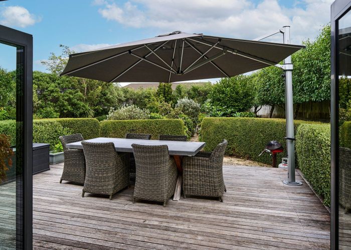  at 116 Kirton Drive, Riverstone Terraces, Upper Hutt