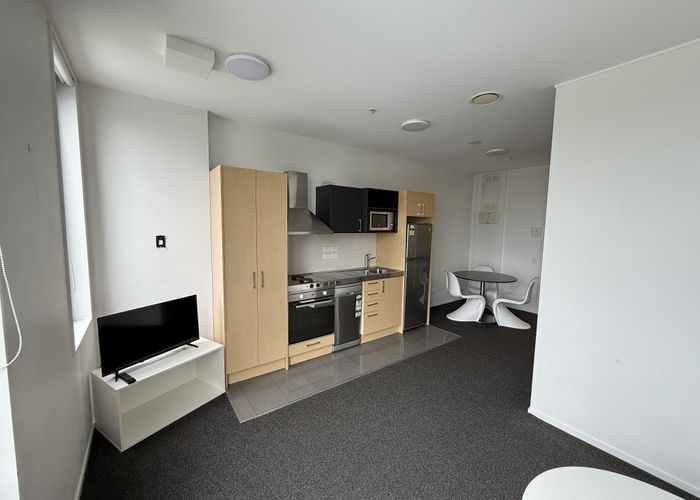  at 1013/17 Putney Way, Manukau, Manukau City, Auckland