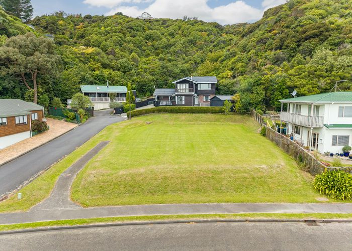  at 107 Eskdale Road, Papakowhai, Porirua, Wellington