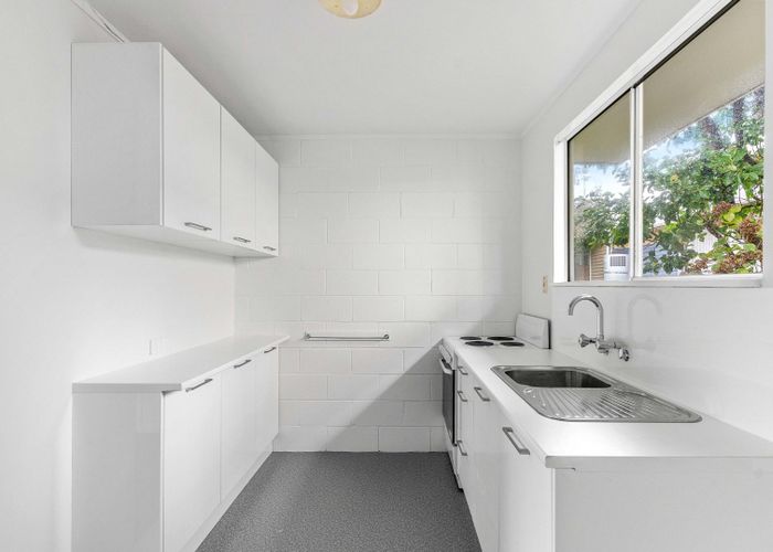  at 2/58 Kiwitea Street, Sandringham, Auckland City, Auckland