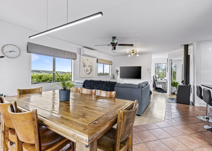  at 4 Farnell Place, Gulf Harbour, Whangaparaoa