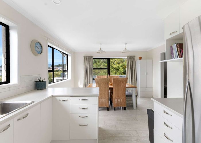  at 12 Ash Place, Whalers Gate, New Plymouth