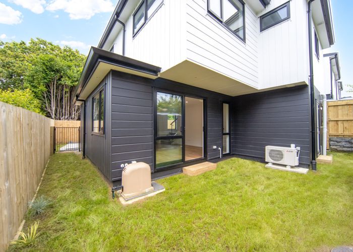  at Lot 5/70 Golf Road, New Lynn, Waitakere City, Auckland
