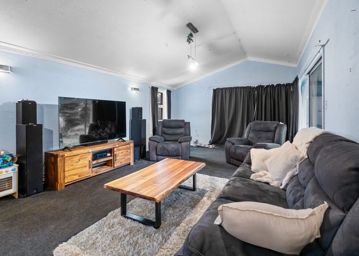  at 24 Staveley Street, Avonhead, Christchurch City, Canterbury