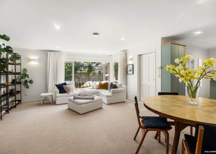  at 16A Alberta Street, Point Chevalier, Auckland City, Auckland