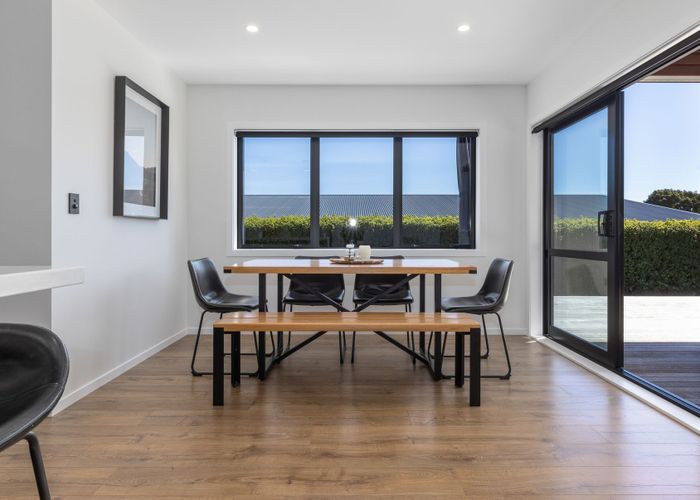  at 10 Karearea Avenue, Waikanae, Kapiti Coast, Wellington