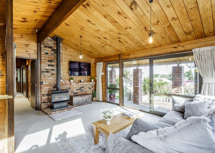  at 108 Norana Road, Timberlea, Upper Hutt, Wellington