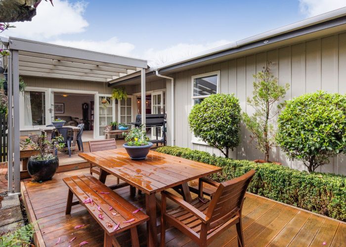  at 121 Ruamahanga Crescent, Terrace End, Palmerston North, Manawatu / Whanganui