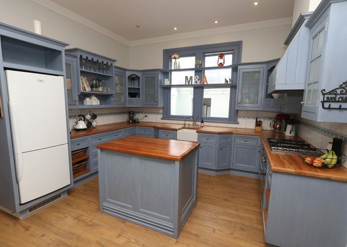  at 7 Cross Street, Allenton, Ashburton