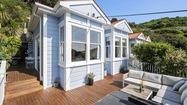  at 34 Freeling Street, Island Bay, Wellington
