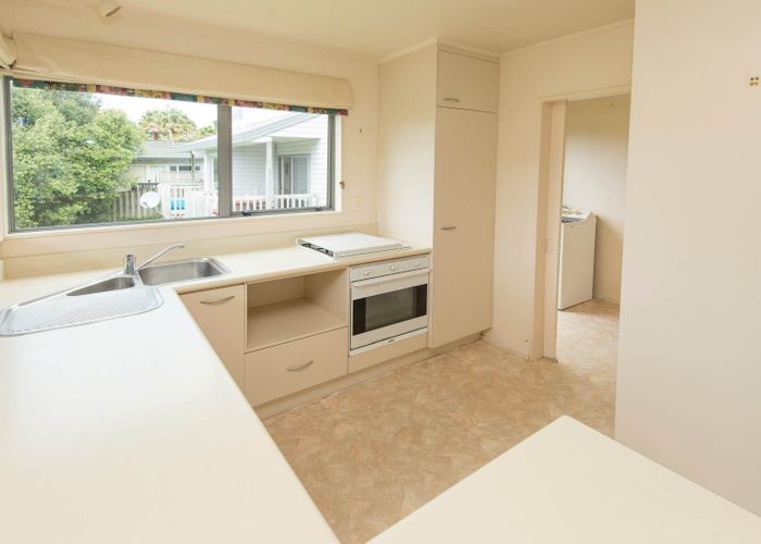  at 2 Logan Lane, Stanmore Bay, Rodney, Auckland