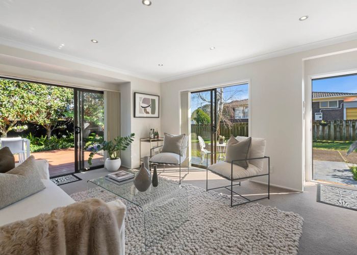  at 1/5 Lake Pupuke Drive, Takapuna, North Shore City, Auckland