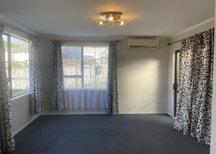  at 10 Faram Place, Massey, Waitakere City, Auckland