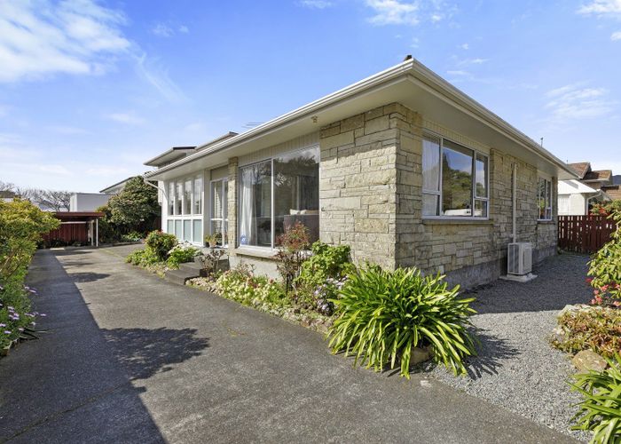  at 27 St Columbans Grove, Boulcott, Lower Hutt, Wellington