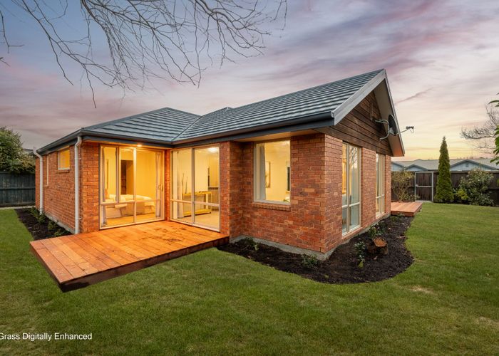  at 62 Kotuku Crescent, Woolston, Christchurch