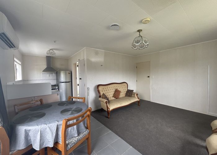  at 1/10 Kelvin Place, Westown, New Plymouth, Taranaki