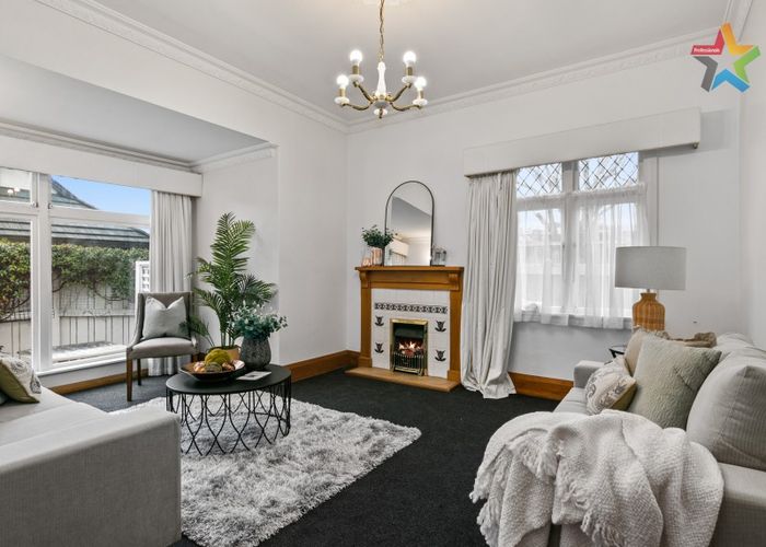  at 15 PURIRI ST , WOBURN, LOWER HUTT