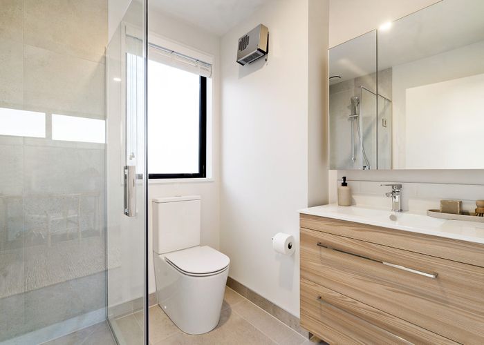  at 2/109 Taikata Road, Te Atatu Peninsula, Waitakere City, Auckland