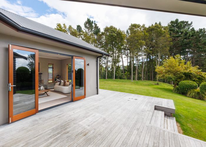  at 7 Titirangi Drive, Fitzherbert, Palmerston North, Manawatu / Whanganui