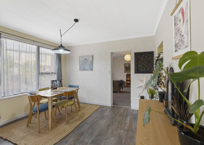  at 2 Craig Place, Bridge Hill, Alexandra