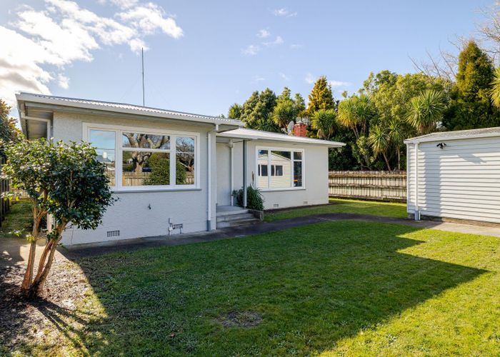  at 75 Pahiatua Street, Hokowhitu, Palmerston North, Manawatu / Whanganui