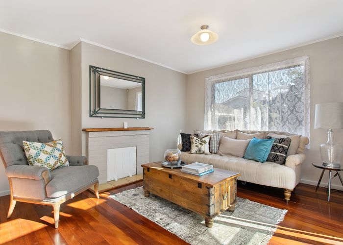  at 216A Riverside Avenue, Point England, Auckland
