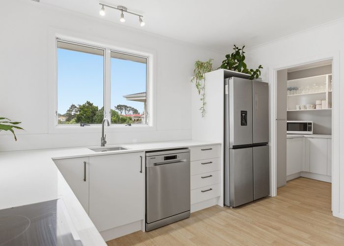  at 129 Kingswood Road, Brookfield, Tauranga, Bay Of Plenty