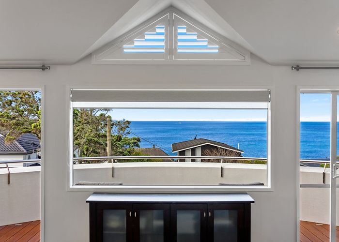  at 1/14 Bournemouth Terrace, Murrays Bay, North Shore City, Auckland