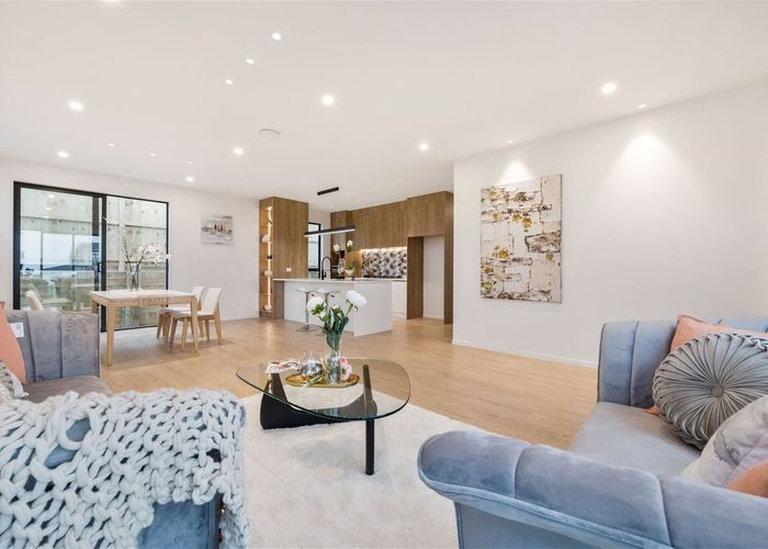  at 76 Tir Conaill Ave, Flat Bush, Manukau City, Auckland