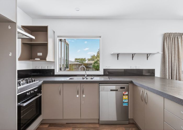  at 2/18 Frederick Street, Two Mile Bay, Taupo, Waikato