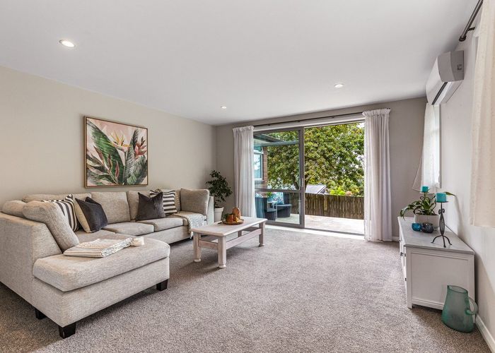  at 6A Moera Place, Stanmore Bay, Whangaparaoa
