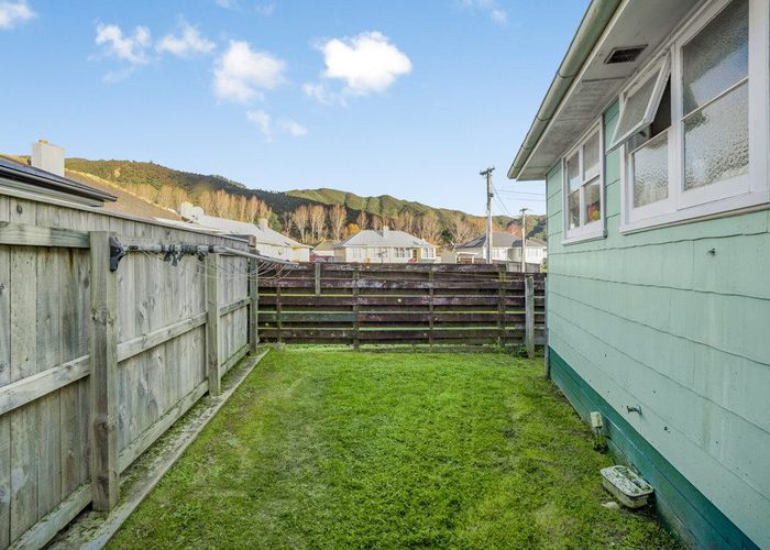  at 18 Mayo Grove, Naenae, Lower Hutt, Wellington