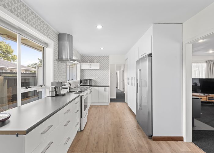  at 241 Shortland Street, Aranui, Christchurch City, Canterbury