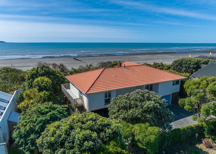  at 7 Nuhaka Place, Paraparaumu Beach, Kapiti Coast, Wellington