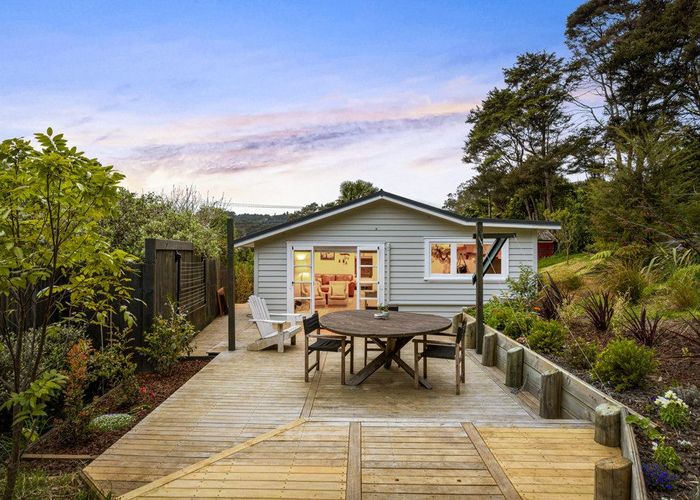  at 619 Huia Road, Parau, Auckland