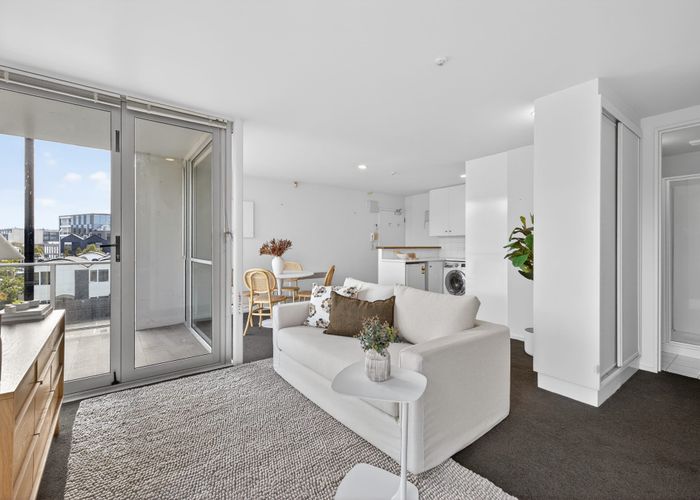  at 9/15 Peterborough Street, City Centre, Christchurch City, Canterbury