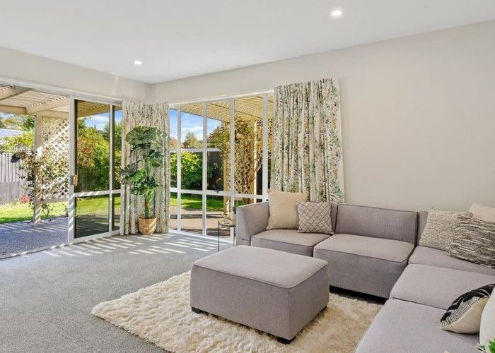  at 16 Herbs Place, Cashmere, Christchurch City, Canterbury