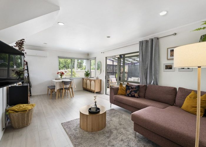  at 116 Riversdale Road, Avondale, Auckland