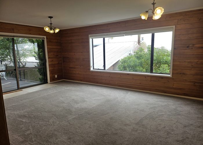  at 42 Westpark Drive, West Harbour, Waitakere City, Auckland