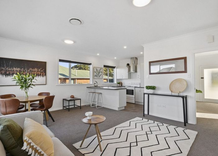  at 43 Isadore Road, Saint Clair, Dunedin, Otago
