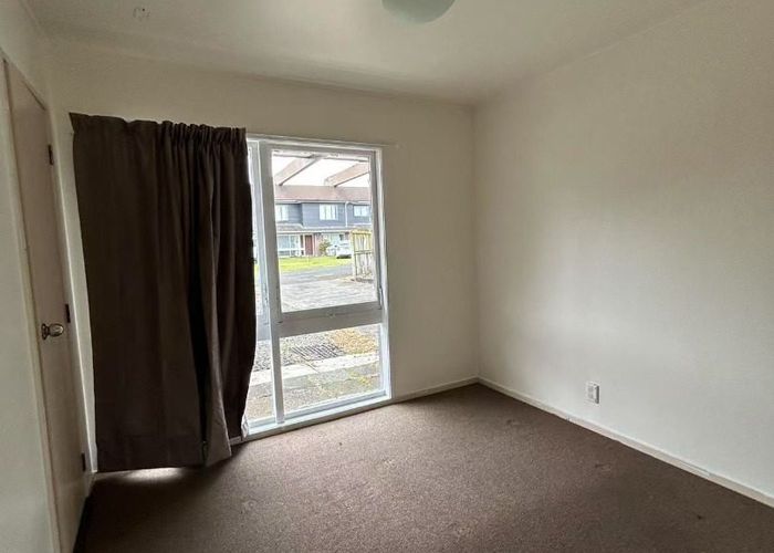  at 7 Windoma Circle, Papatoetoe, Manukau City, Auckland