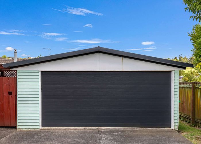  at 32 Kirby Street, Glendene, Auckland
