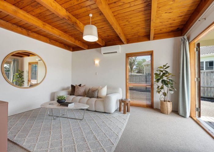  at 1/46 Halberg Street, Glenfield, North Shore City, Auckland