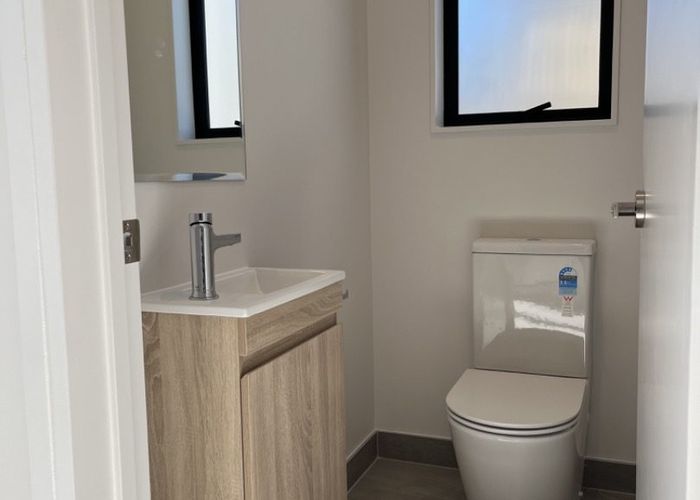  at 2 Fantail Place, Avondale, Auckland City, Auckland