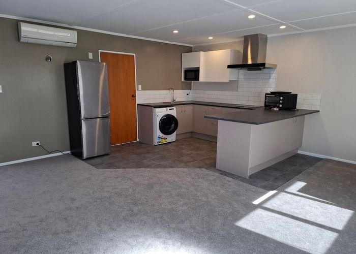  at 69 Maplesden Drive, Clendon Park, Manukau City, Auckland