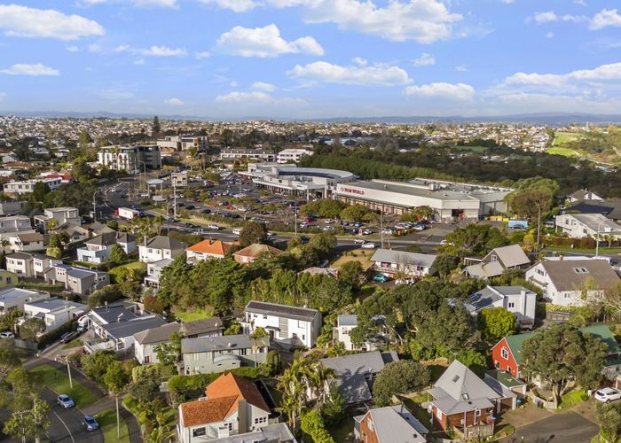  at 4/15 Godden Crescent, Mission Bay, Auckland City, Auckland